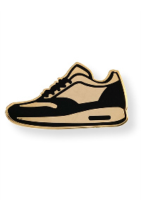 Master of the house pin-sneaker
